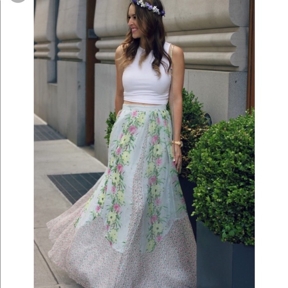 French Connection Dresses & Skirts - 🌸French Connection Floral maxi skirt